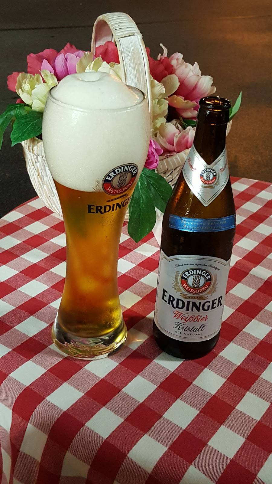 Gasthaus German Restaurant | restaurant | 4812 Brownsboro Center, Louisville, KY 40207, USA | 5028997177 OR +1 502-899-7177