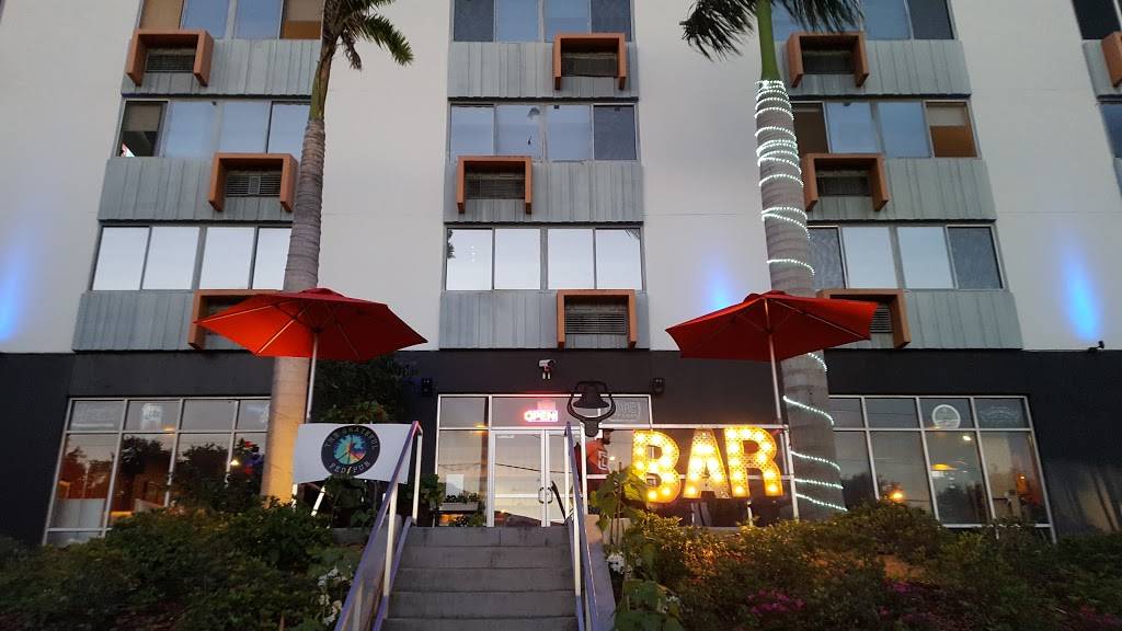 The Grateful Fed Pub | restaurant | 711 3rd Ave S, St. Petersburg, FL 33701, USA | 7278272316 OR +1 727-827-2316