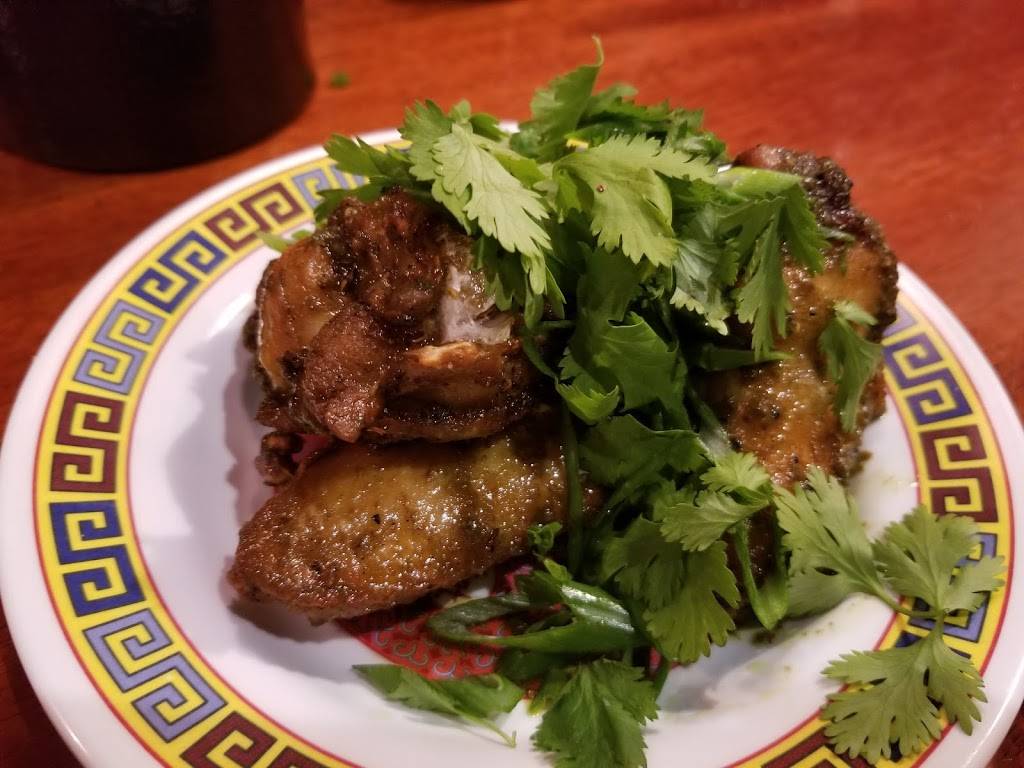 Kwei Fei at Charleston Pour House | restaurant | 1977 Maybank Hwy, Charleston, SC 29412, USA | 8432250094 OR +1 843-225-0094