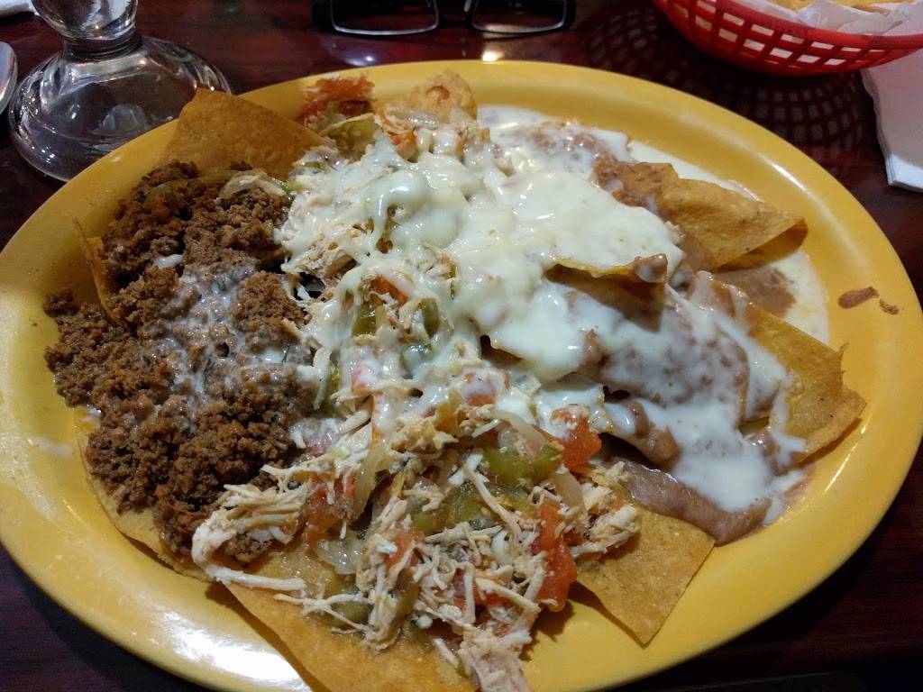 El Pueblito | restaurant | 1705 Forest Hills Blvd, Bella Vista, AR 72715, United States | 4798552324 OR +1 479-855-2324