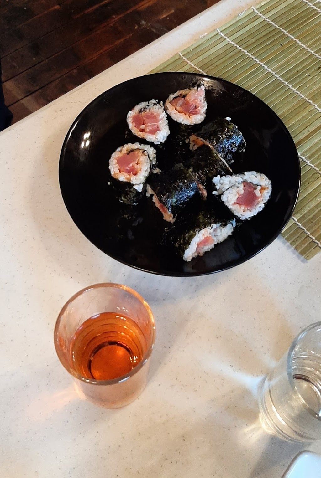 Oak Roots | restaurant | 501 Ohio Ave, Holton, KS 66436, USA | 7853643151 OR +1 785-364-3151