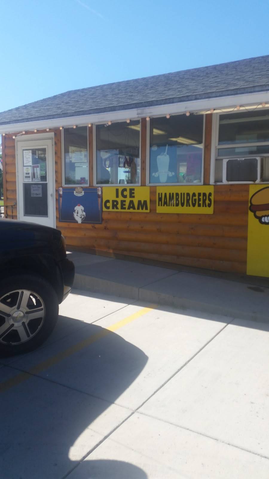 Burger Depot | restaurant | 5 Farwell street west, hwy 10, Verndale, MN 56481, USA | 2182347078 OR +1 218-234-7078