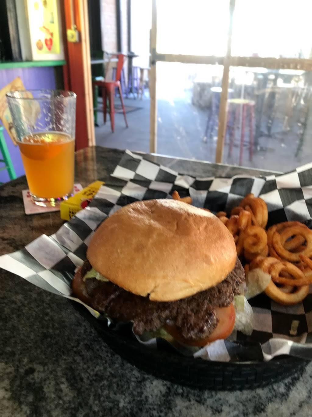 Salty Dog Sports Bar And Grill | restaurant | 2004 N Valley Mills Dr, Waco, TX 76710, USA | 2547325161 OR +1 254-732-5161