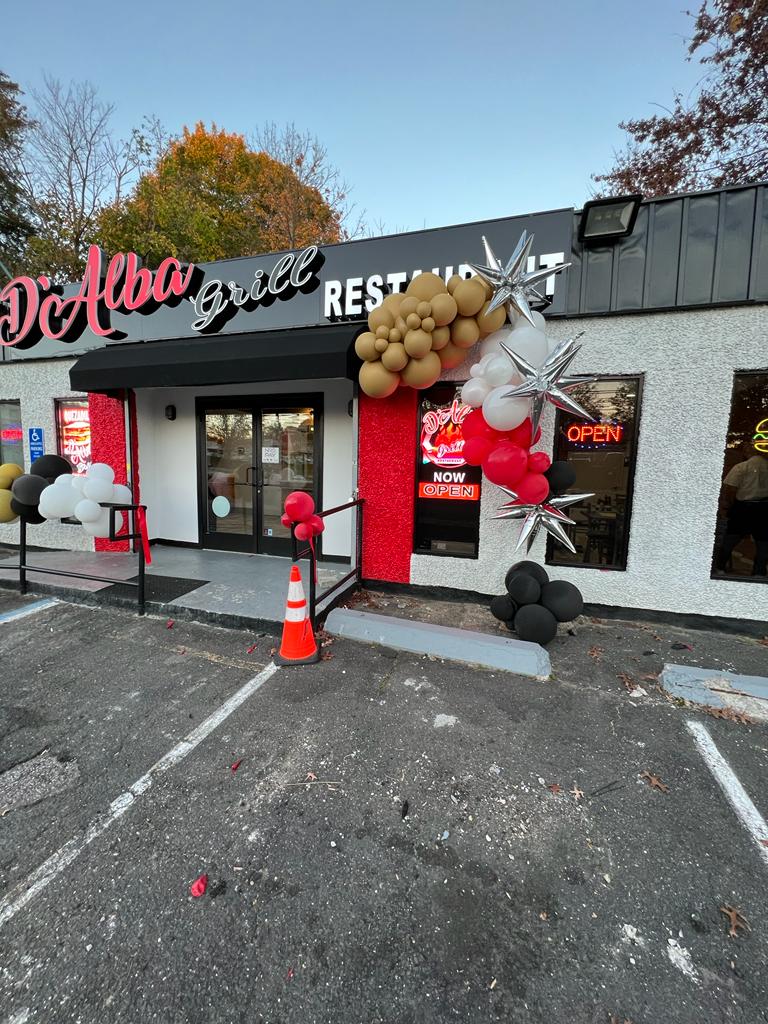 D alba grill Restaurant | restaurant | 4514 Main St, Bridgeport, CT 06606, USA | 2032758353 OR +1 203-275-8353