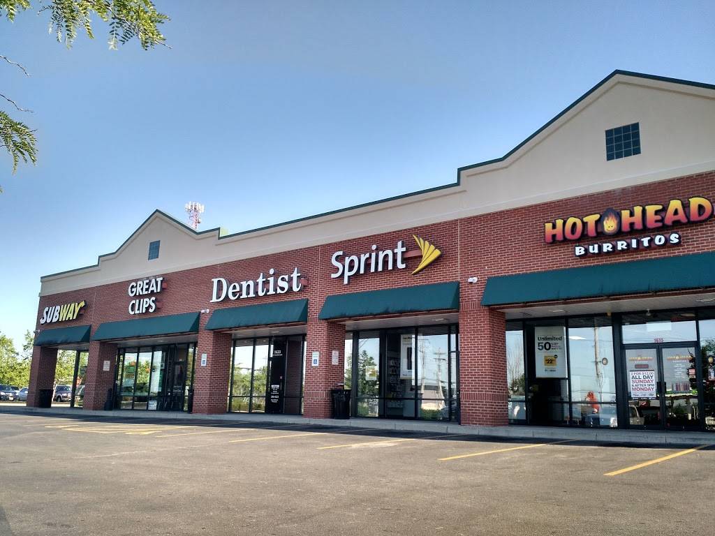 Subway | restaurant | 125 N Ludlow St, Dayton, OH 45402, USA | 9374430761 OR +1 937-443-0761