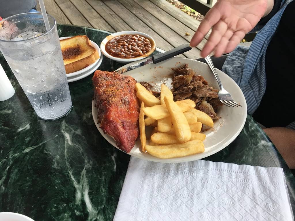 Bubbas Good Eats | restaurant | 394 E Main St, Burnsville, NC 28714, USA | 8286783388 OR +1 828-678-3388