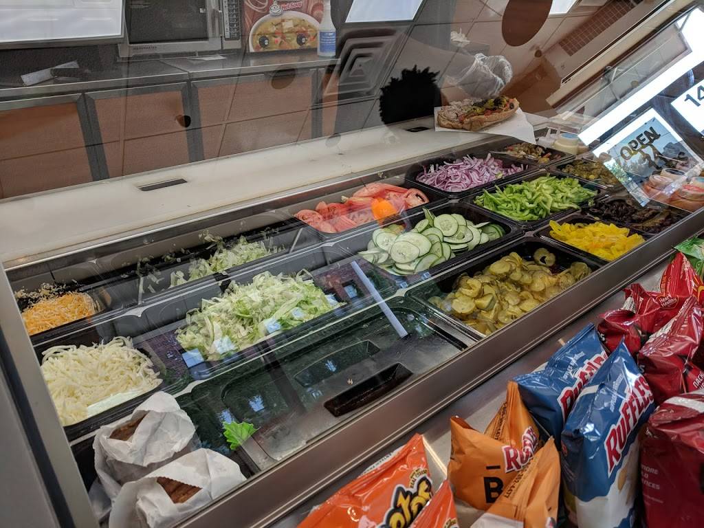 Subway Restaurants | restaurant | 1400 E 53rd St A, Chicago, IL 60615, USA | 7732888400 OR +1 773-288-8400