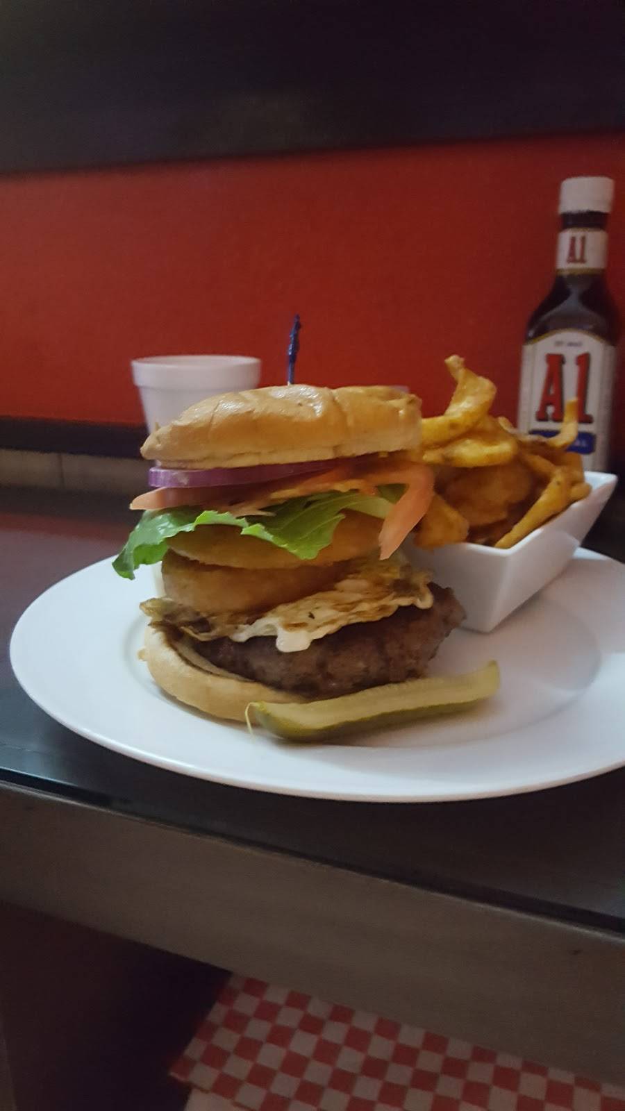 Randys Sports Bar & Grill | restaurant | 13721 FM 1097 Rd West., SUITE A, Willis, TX 77318, USA | 9368905555 OR +1 936-890-5555