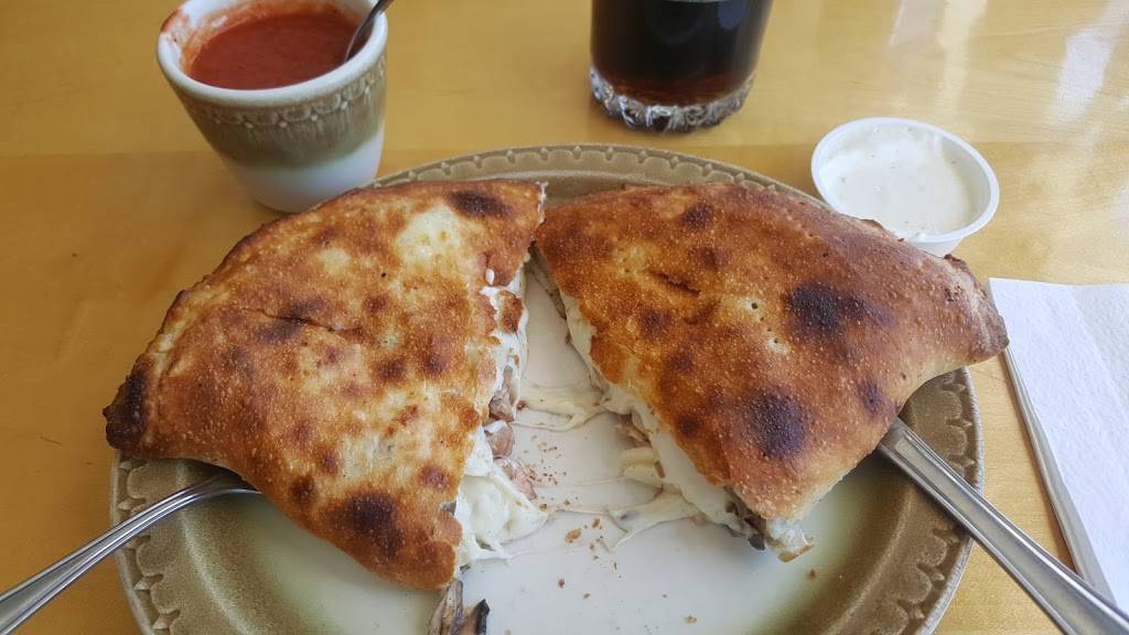 Palace Pizza & Spaghetti House | restaurant | 727 Davis Dr, Newmarket, ON L3Y 2R2, Canada | 9058981511 OR +1 905-898-1511