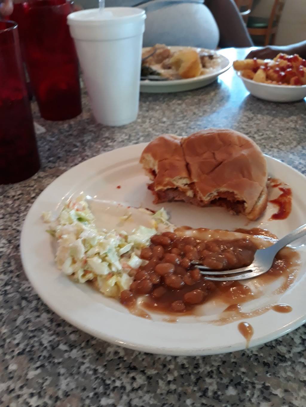 Pleasants BBQ Ocean Springs | restaurant | 1415 Government St, Ocean Springs, MS 39564, USA | 2288753384 OR +1 228-875-3384