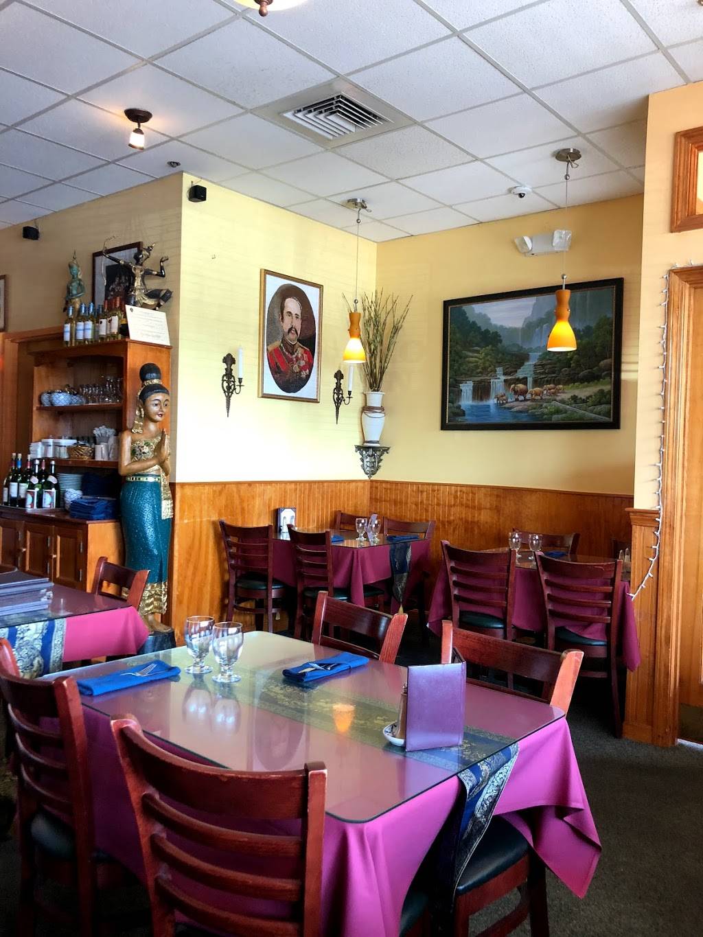 Bangkok Thai Cuisine II | restaurant | 8 Enterprise Rd, South Dennis, MA 02660, USA | 5083947699 OR +1 508-394-7699
