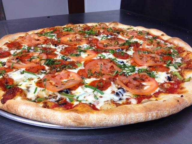 Racanellis New York Pizzeria | restaurant | 6314 Delmar Blvd, University City, MO 63130, USA | 3147277227 OR +1 314-727-7227