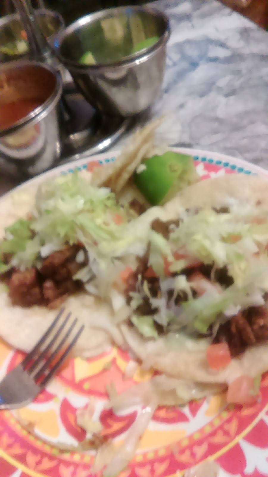 Casadores Tacos | restaurant | 215 S Oak St, Onarga, IL 60955, USA | 8152689880 OR +1 815-268-9880