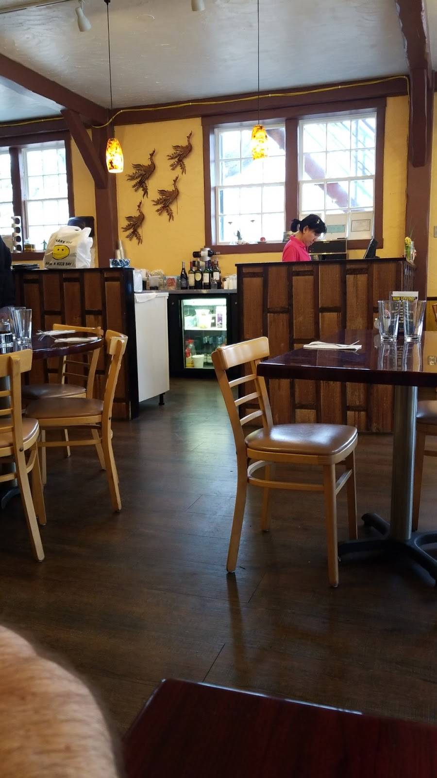 Pho & Spice | restaurant | 7 S Main St, Cheshire, CT 06410, USA | 2034398918 OR +1 203-439-8918