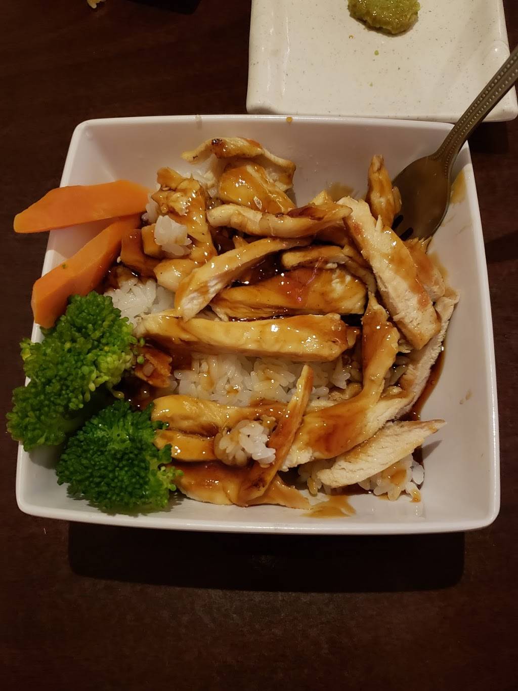 Tomodachi | restaurant | 1407 E Los Angeles Ave, Simi Valley, CA 93065, USA | 8055790206 OR +1 805-579-0206