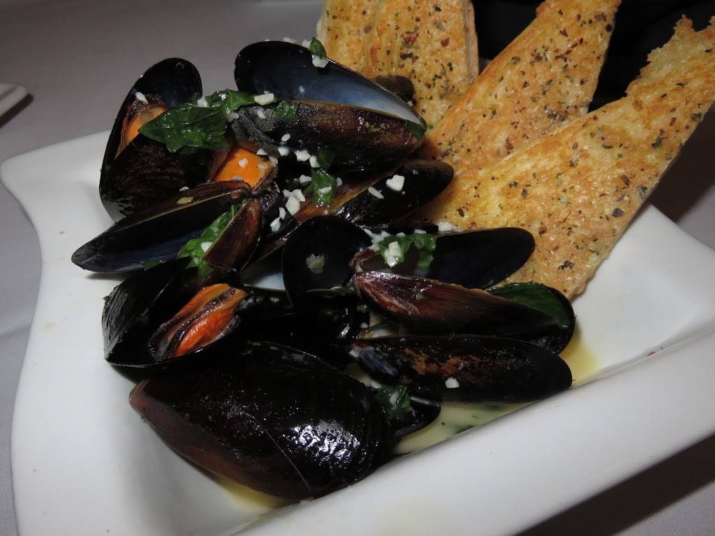 Scatoris Pizzeria & Italian Restaurant | restaurant | 1399 S Commons Dr, Myrtle Beach, SC 29588, USA | 8436503370 OR +1 843-650-3370