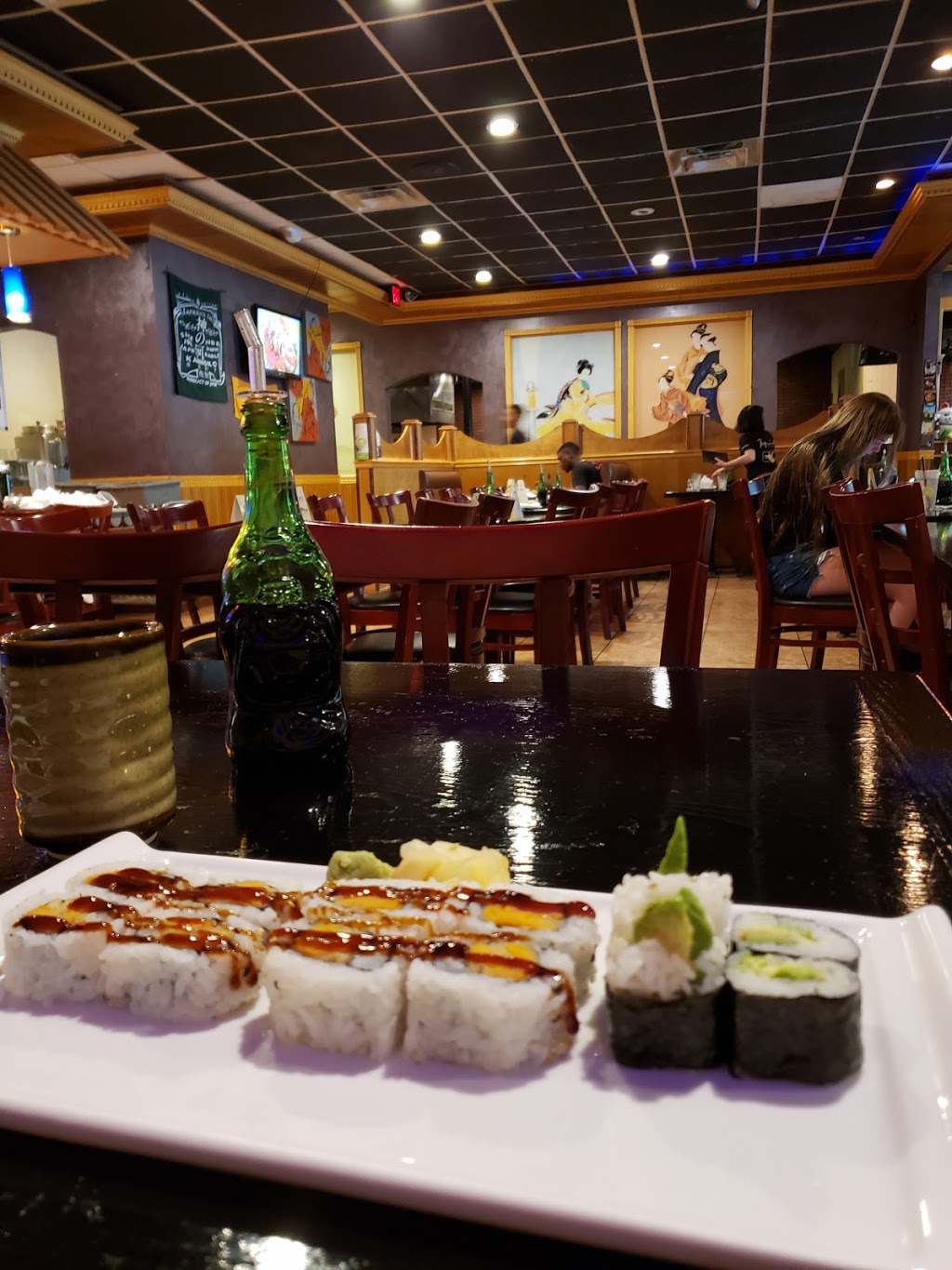 Japanica Steakhouse & Sushi Bar | restaurant | 3111 Mahan Dr #15, Tallahassee, FL 32308, USA | 8506569888 OR +1 850-656-9888