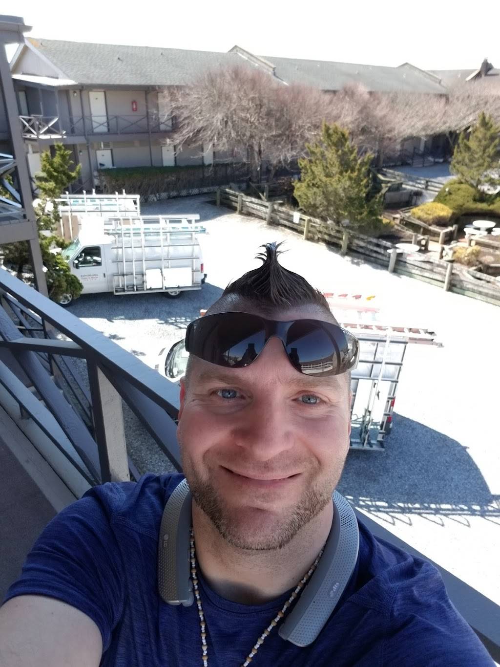 Last Hope Lagoon | restaurant | 126 S Emerson Ave # 1, Montauk, NY 11954, USA | 6316681511 OR +1 631-668-1511