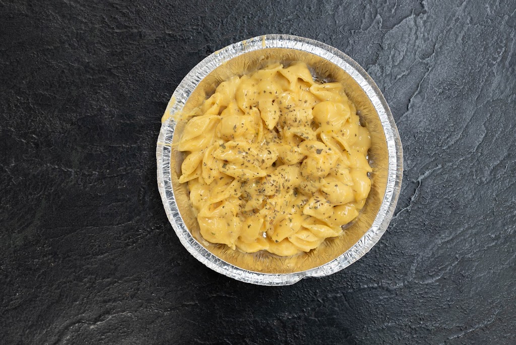 The Wing Man | restaurant | 5833 Dorr St, Toledo, OH 43615, USA | 4194075324 OR +1 419-407-5324