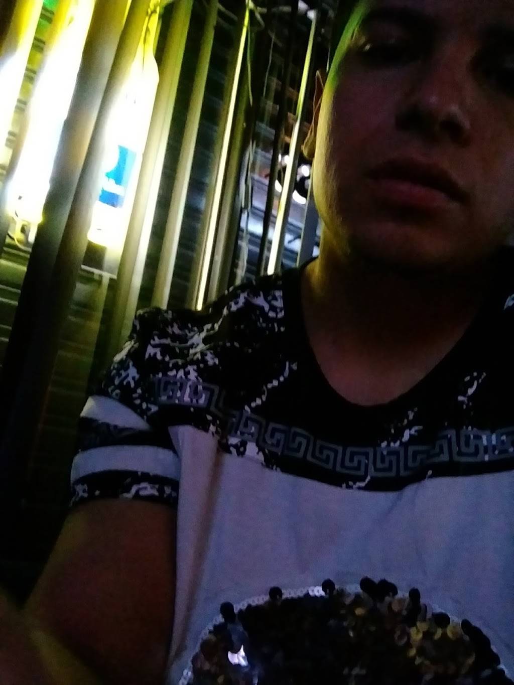 El Monumental | restaurant | 14428 Hillside Avenue, Jamaica, NY 11435, USA | 7187259727 OR +1 718-725-9727