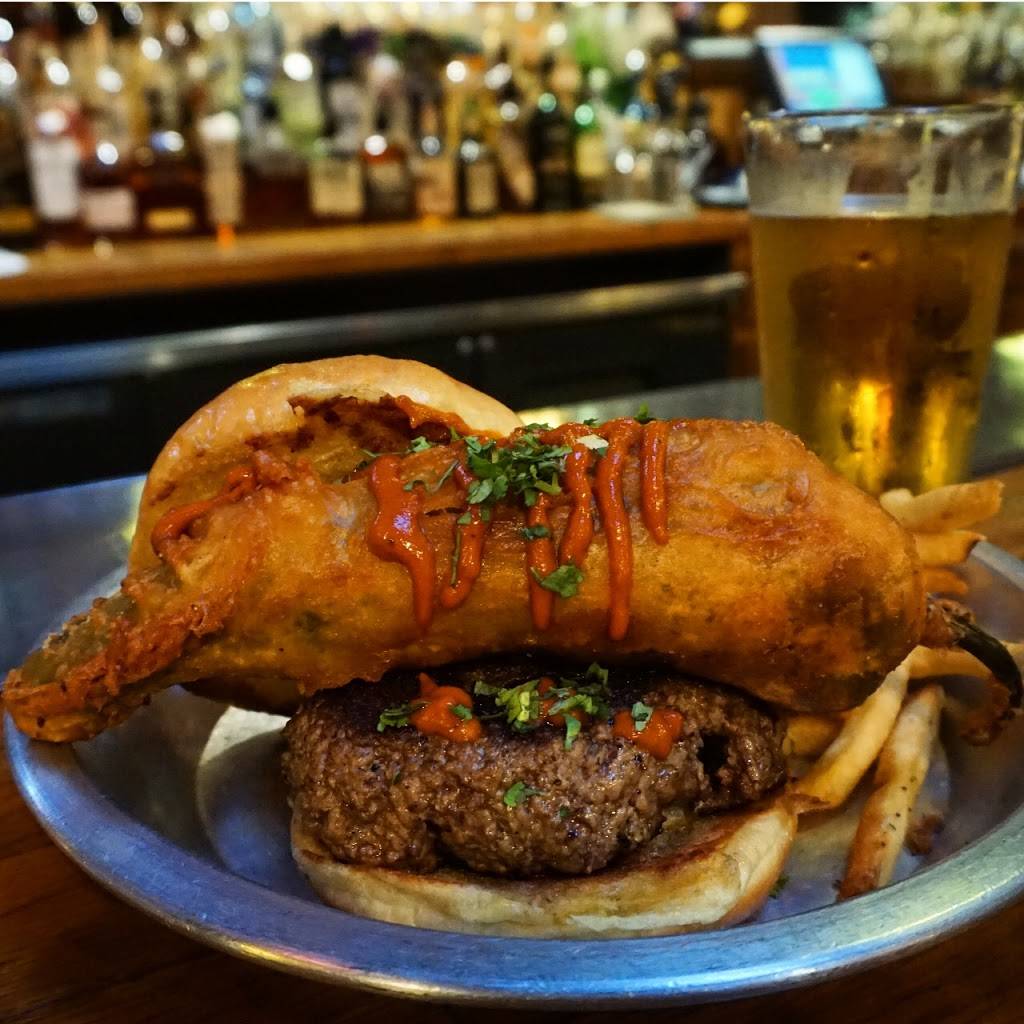 Bombay Bar & Grill | night club | 143 S California St, Ventura, CA 93001, USA | 8056434404 OR +1 805-643-4404