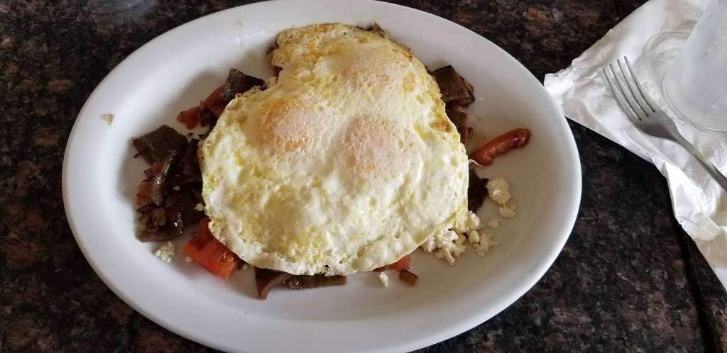 Cheryls Place | restaurant | 4683 South Old US Highway 23, Brighton, MI 48114, USA | 8102299994 OR +1 810-229-9994