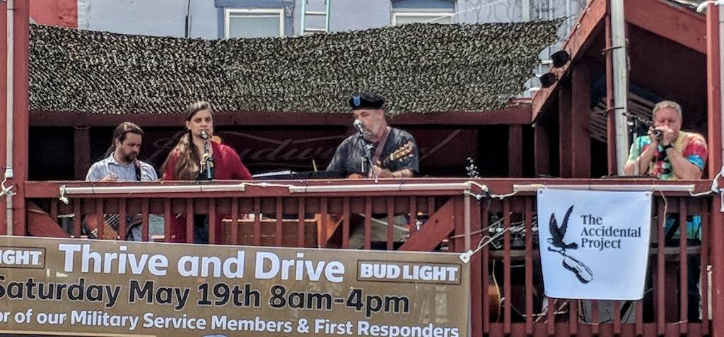 Kobis Bar & Grill | restaurant | 113 Oak St, Bonner Springs, KS 66012, USA | 9134225657 OR +1 913-422-5657