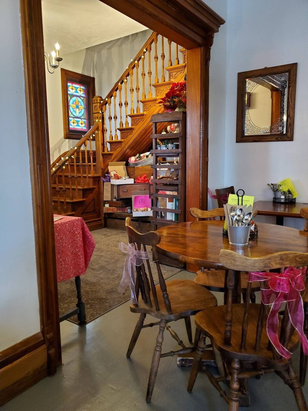 Hidden House Market | restaurant | 100 W 13th St, Vancouver, WA 98660, USA | 3602818951 OR +1 360-281-8951