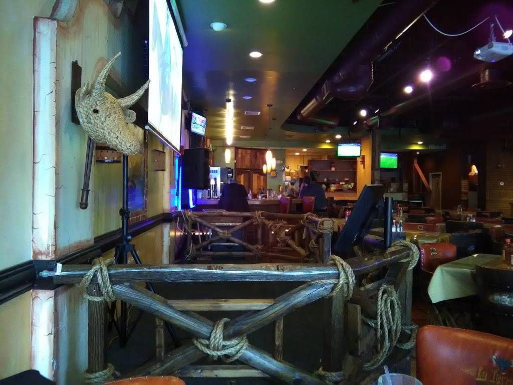 La Villa Mexican Grill & Seafood | restaurant | 2256 Murfreesboro Pike, Nashville, TN 37217, USA | 6153659979 OR +1 615-365-9979