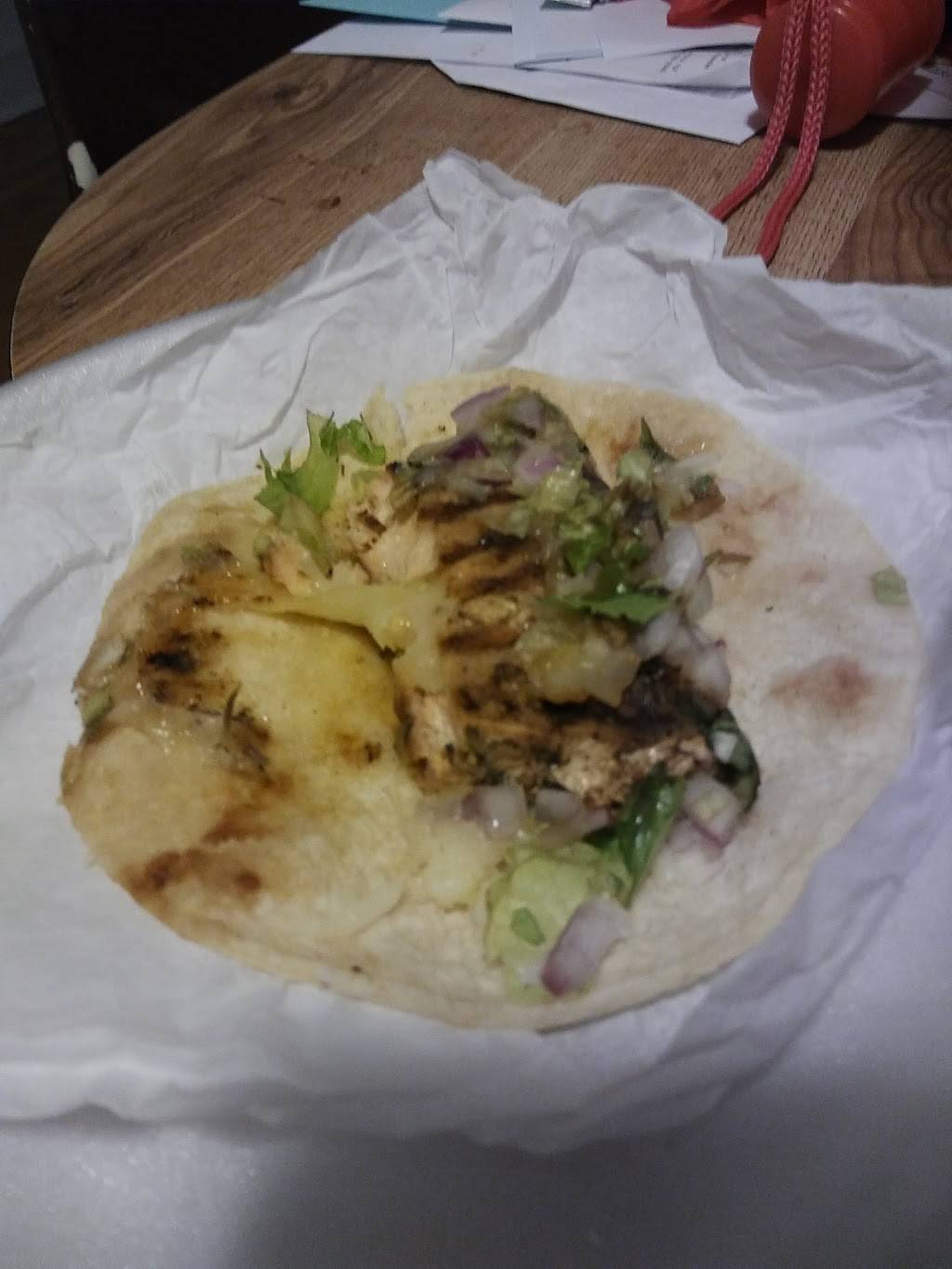 Deli King Inc | meal takeaway | 410 W 71st St, Chicago, IL 60621, USA | 7738559173 OR +1 773-855-9173