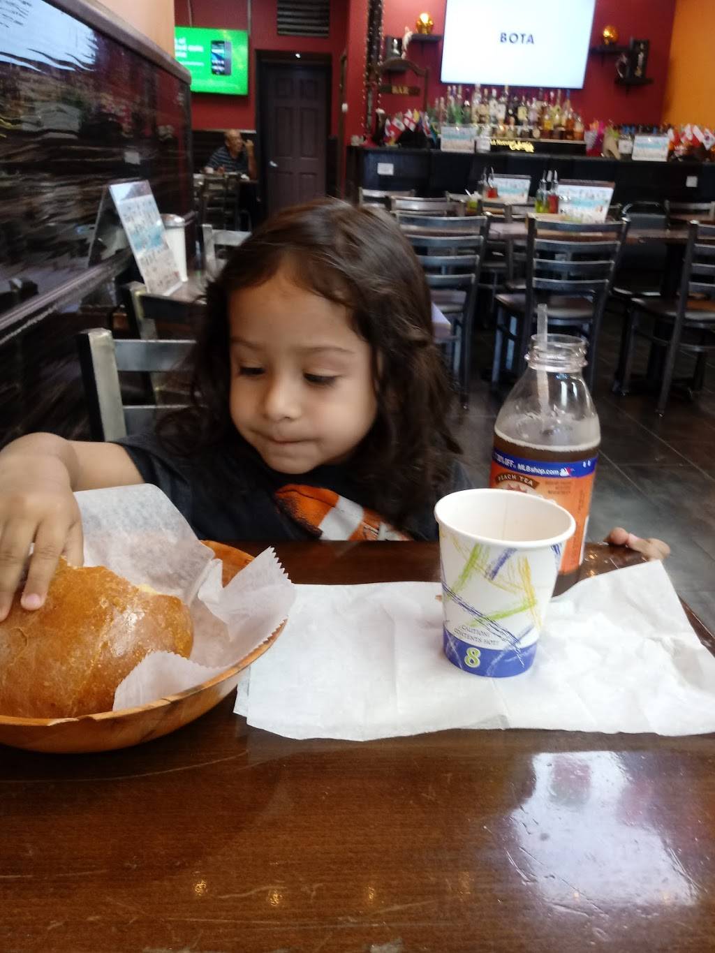 La Nueva Colombia | restaurant | 9107 31st Ave, East Elmhurst, NY 11369, USA | 7183963399 OR +1 718-396-3399