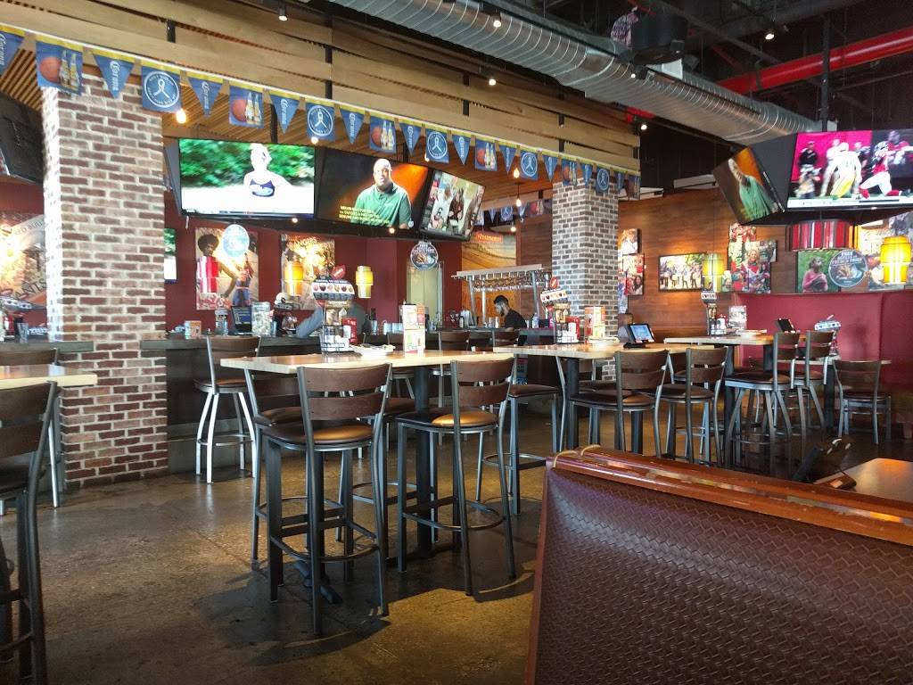 Applebees Grill + Bar | restaurant | 1776 Eastchester Rd, Bronx, NY 10461, USA | 7187925000 OR +1 718-792-5000