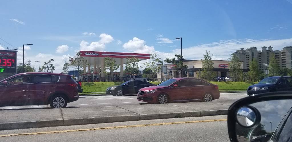 RaceTrac | bakery | 13501 N Cleveland Ave, North Fort Myers, FL 33903, USA | 2396520151 OR +1 239-652-0151