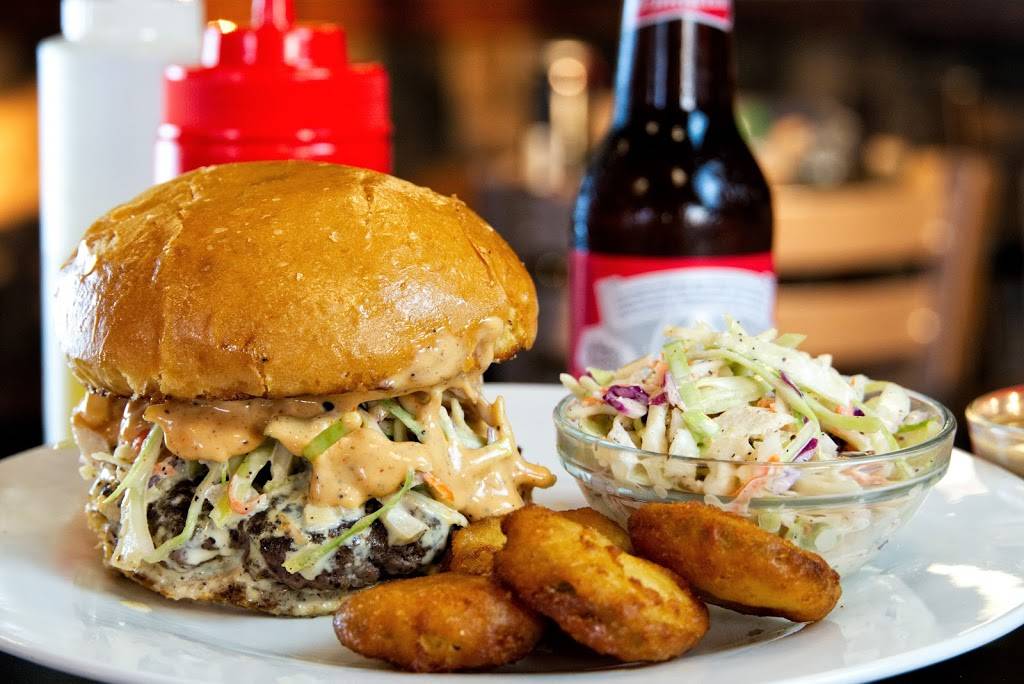 JP’s Hot Chicken | restaurant | 15224 Fort Campbell Blvd, Oak Grove, KY 42262, USA | 2706975036 OR +1 270-697-5036