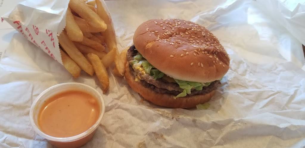 Quick and Tastys | restaurant | 4109 W, WA-16, Bremerton, WA 98312, USA | 3606890928 OR +1 360-689-0928