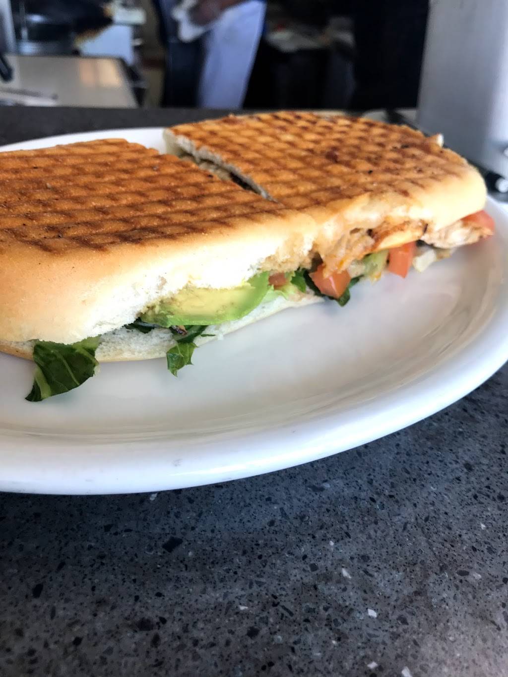 Island Gyro | restaurant | 374 Great Neck Rd, Great Neck, NY 11021, USA | 5169189227 OR +1 516-918-9227