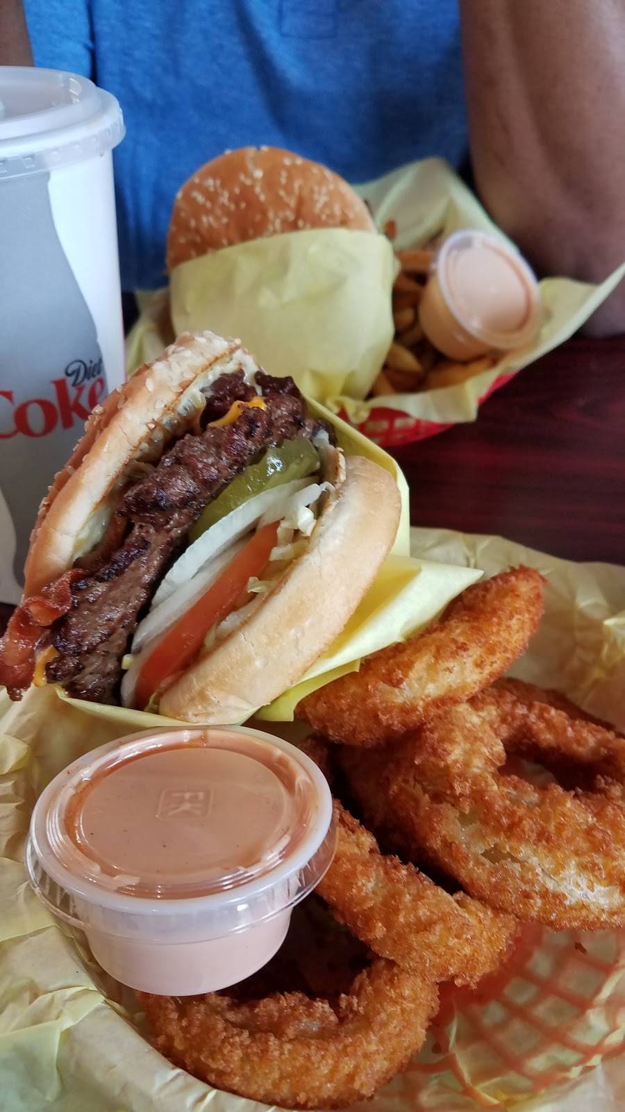 Burger Express | restaurant | 32805 Pacific Hwy S #6407, Federal Way, WA 98003, USA | 2538742701 OR +1 253-874-2701