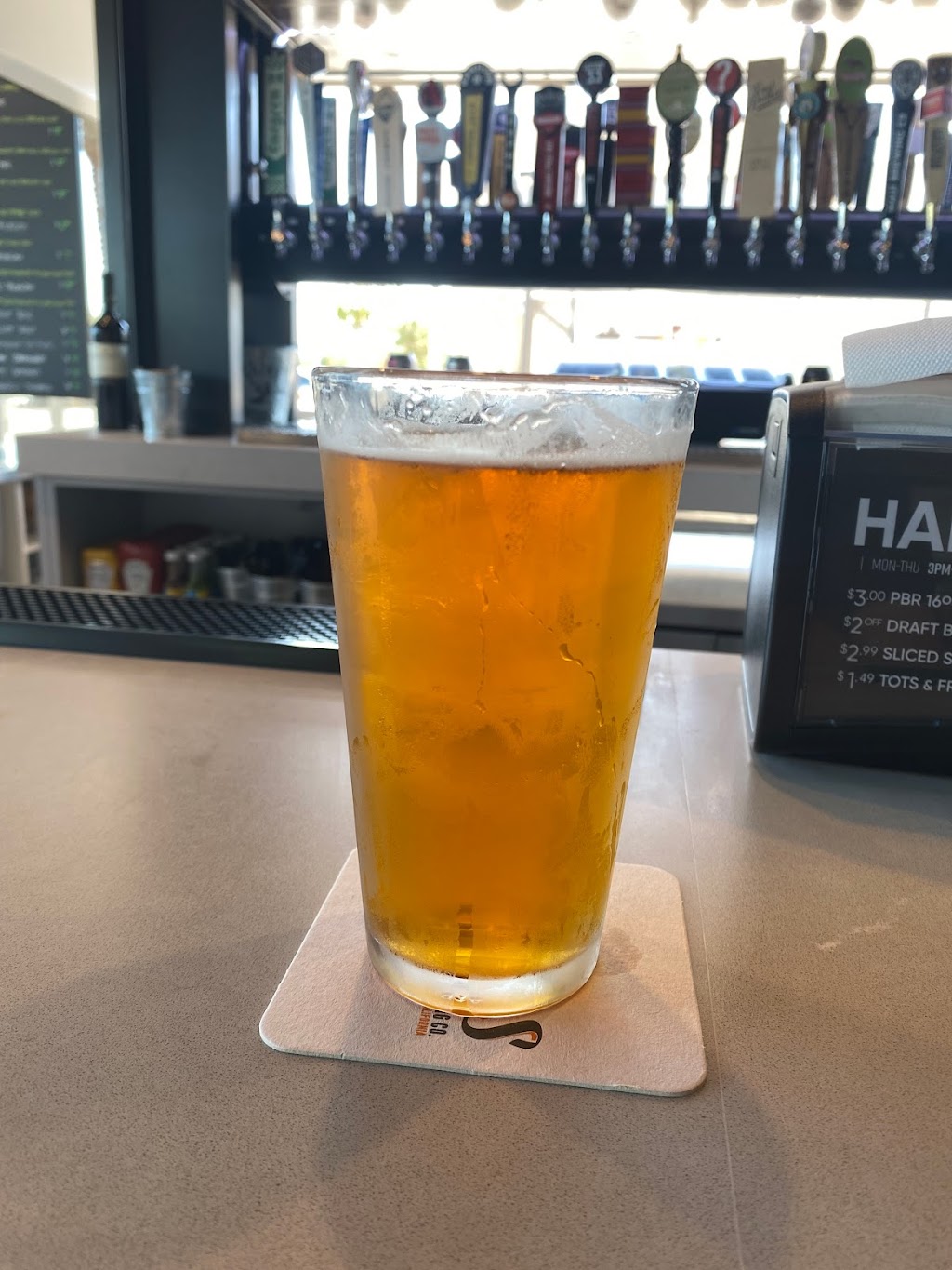 Dog Haus | restaurant | 14063 Limonite Ave #100, Eastvale, CA 92880, USA | 9099233000 OR +1 909-923-3000