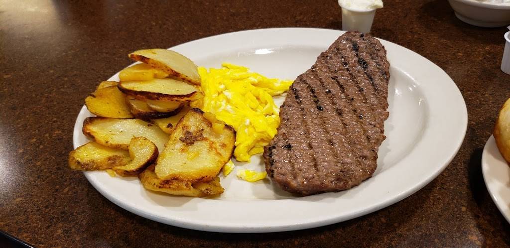 Eatn Park | restaurant | 380 Freeport St, New Kensington, PA 15068, USA | 7243353361 OR +1 724-335-3361