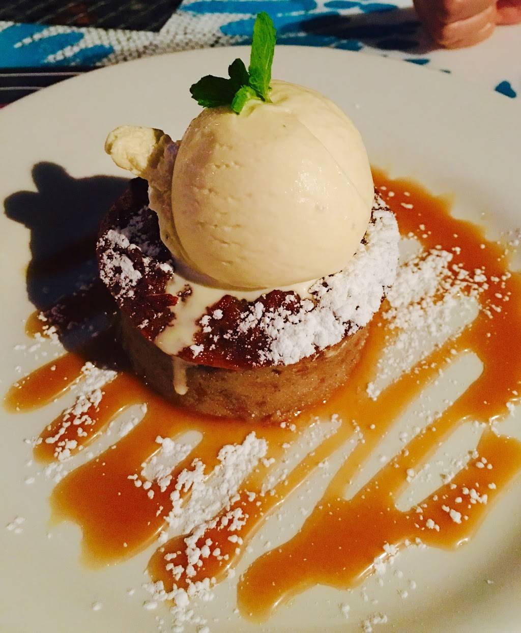 Cotton | restaurant | 75 Arms St, Manchester, NH 03101, USA | 6036225488 OR +1 603-622-5488