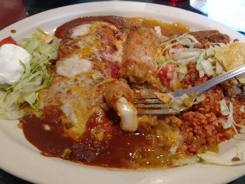 Las Caras Mexican Grill | restaurant | 3333 S Tamarac Dr # T, Denver, CO 80231, USA | 3037523753 OR +1 303-752-3753