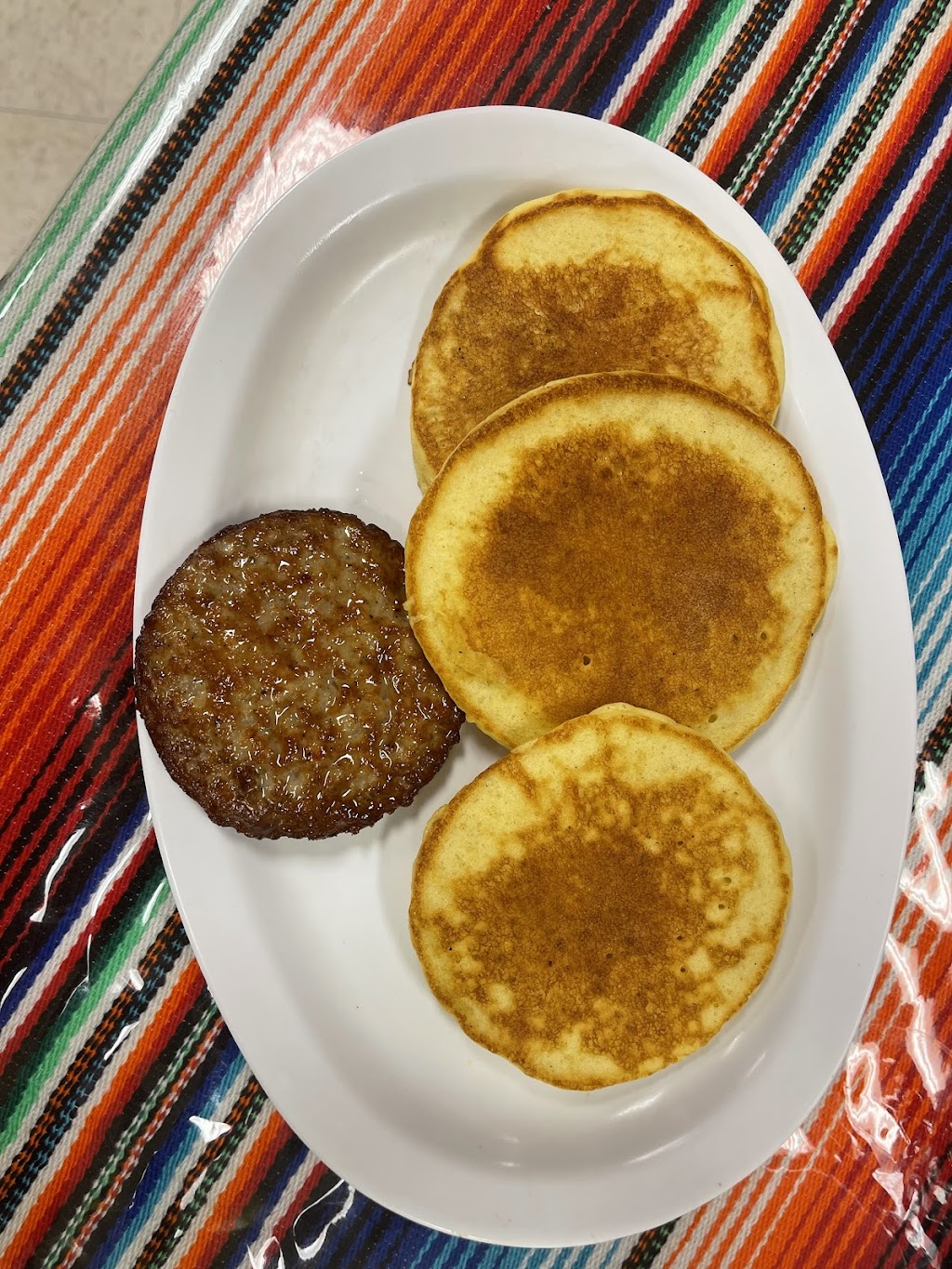 Mona’s Kitchen Tx | restaurant | 117 N 1st St, Anthony, TX 79821, USA | 9157928091 OR +1 915-792-8091