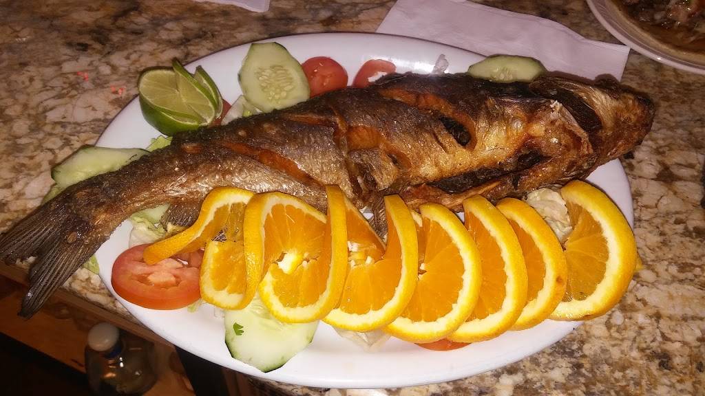 Las Gueritas | restaurant | 230 W Warner Ave Ste. 107, Santa Ana, CA 92707, USA | 7145491822 OR +1 714-549-1822