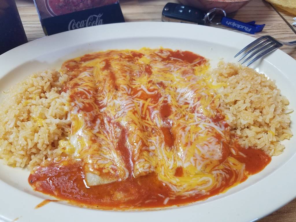 Tejas Cafe | restaurant | 9757 Dyer St, El Paso, TX 79924, USA | 9157551220 OR +1 915-755-1220