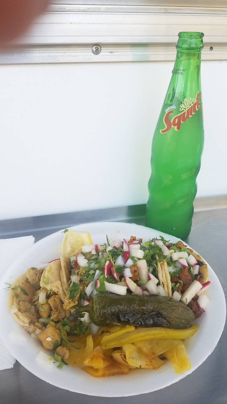 La Poblanita Taco Truck | restaurant | 425 c Lombard St, Thousand Oaks, CA 91360, USA | 8052173034 OR +1 805-217-3034