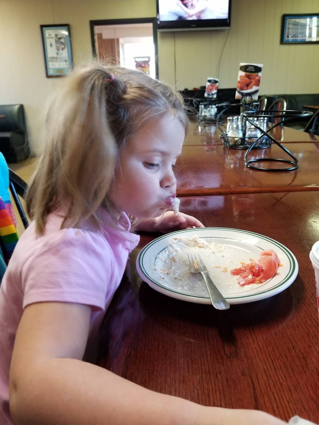 Sir Pizza | restaurant | 907 Herchel St, Burns, TN 37029, USA | 6154468585 OR +1 615-446-8585