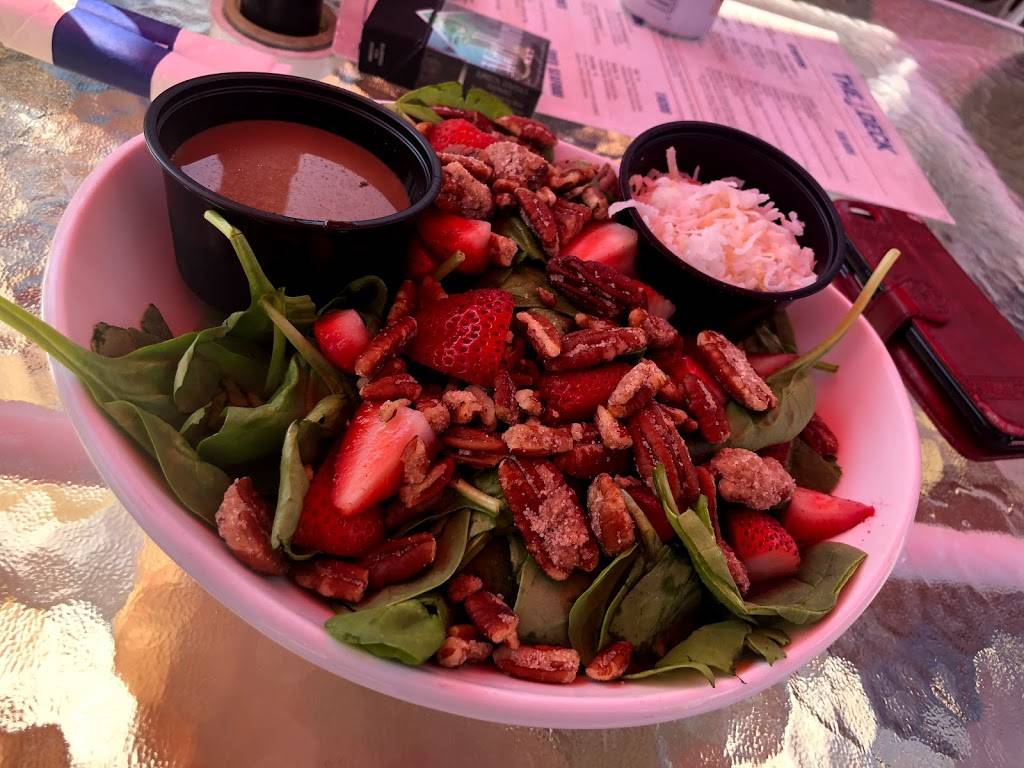 The Deck | restaurant | 179 Bridge Rd, Salisbury, MA 01952, USA | 9784994422 OR +1 978-499-4422