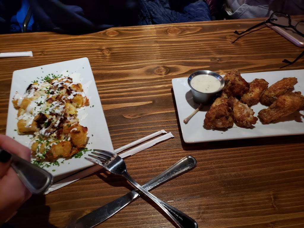 Peavine Tap House | restaurant | 7665 Town Square Lane, Suite 101, Reno, NV 89523, USA | 7752766761 OR +1 775-276-6761