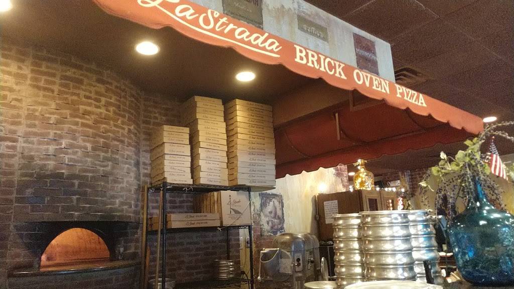 La Strada | restaurant | 2100 Merrick Ave, Merrick, NY 11566, USA | 5168675488 OR +1 516-867-5488