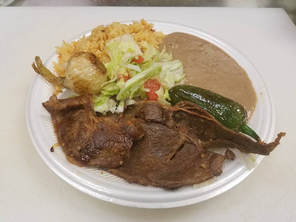 Finas Tacos & More | restaurant | 303 301 Blvd W #245, Bradenton, FL 34205, USA | 9412418873 OR +1 941-241-8873